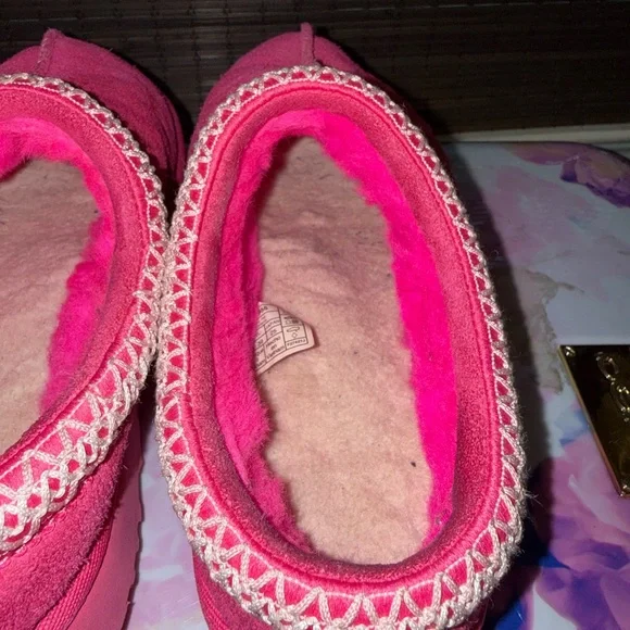 Pink Ugg Tasman - Picture 5 of 8